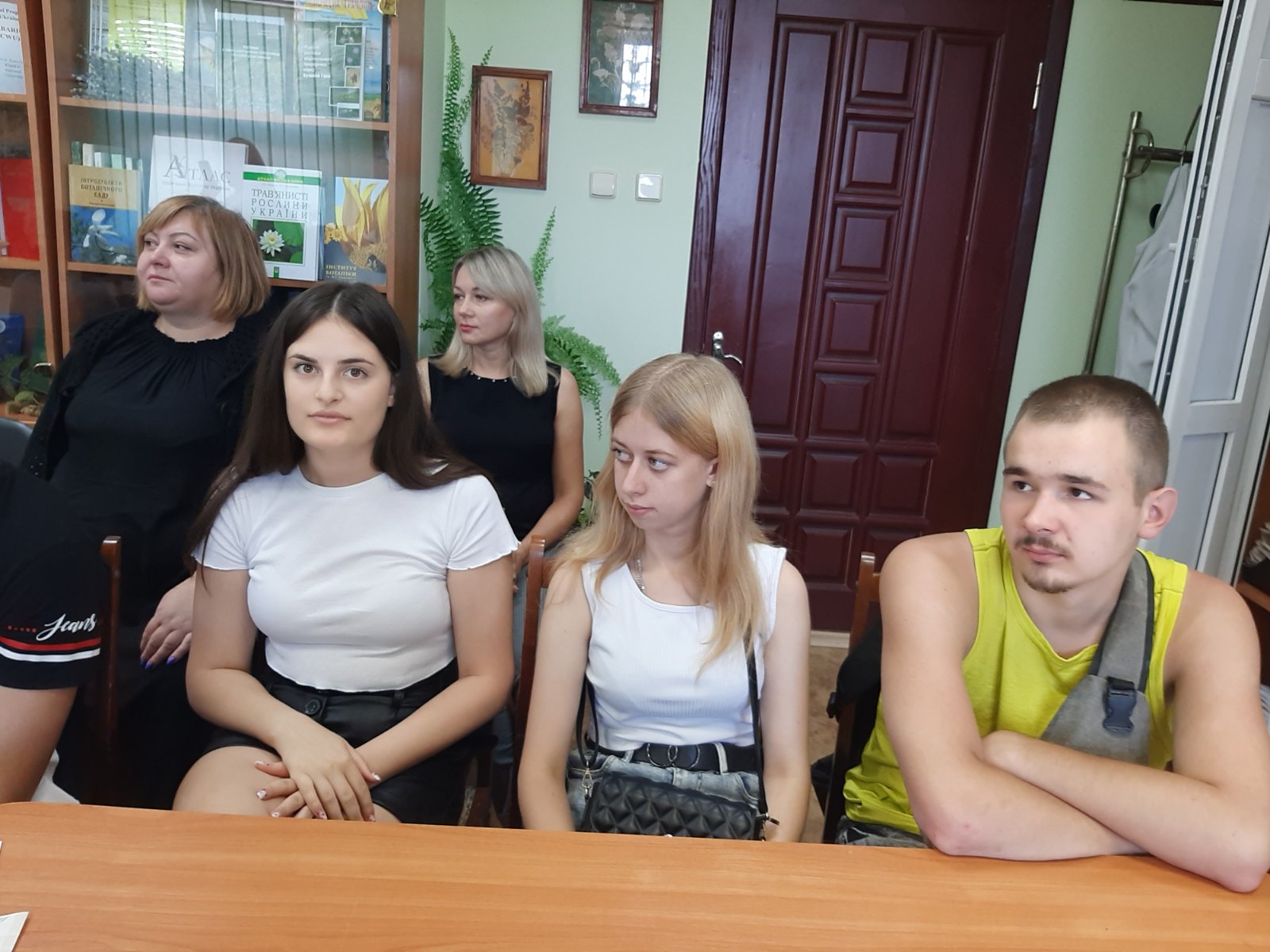 Вітаємо відмінників навчання спеціальності 091 Біологія та біохімія